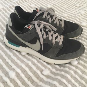 Men’s Nike ARCHIVE’83.M